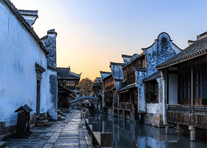 如何找当地皇冠代理_杭州旅游攻略:如何规划杭州最佳旅行路线?找当地私人地陪导游解决如何找当地皇冠代理!