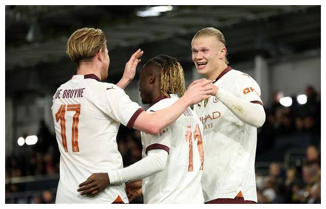 皇冠登1登2登3出租_曼城3-1曼联!福登双响,全场最佳!哈兰德破门表现抢眼皇冠登1登2登3出租。