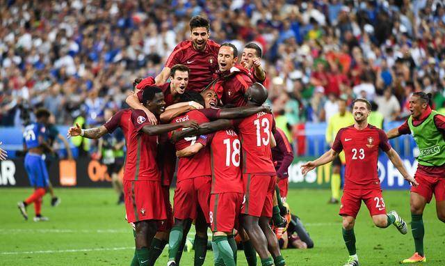 柏林联合足球_今日足球:柏林联合VS勒沃库森富勒姆VS纽卡斯尔联