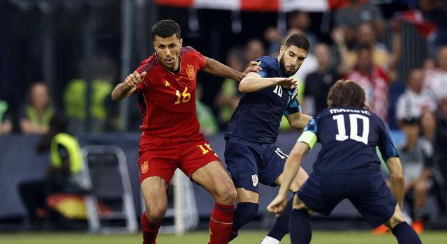 西班牙VS克罗地亚_欧洲杯焦点战:西班牙vs克罗地亚西班牙VS克罗地亚,CCTV5独家直播!