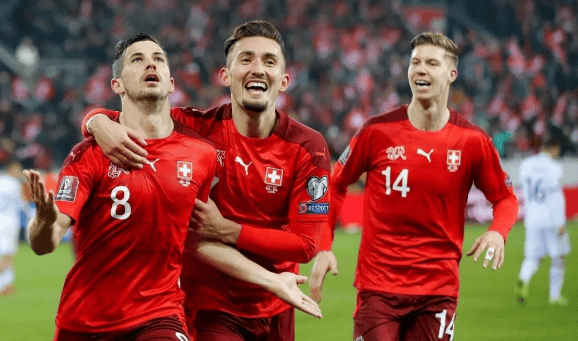 捷克1 -2土耳其_欧洲杯:捷克VS土耳其!拿捏148蓓捷克1 -2土耳其,预测本场捷克队将以2-0或2-1的比分战胜