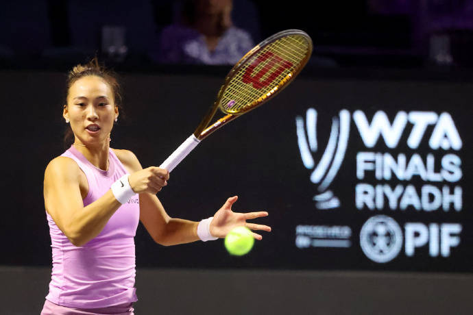 皇冠信用网会员开户_WTA年终总决赛:郑钦文2-1胜莱巴金娜皇冠信用网会员开户,取得小组赛首胜