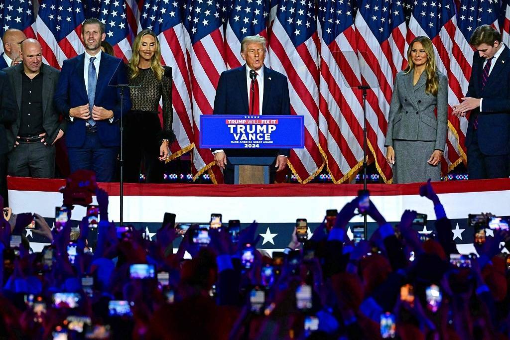 皇冠信用网代理申请_特朗普向支持者发表讲话承诺停止战争皇冠信用网代理申请,还称马斯克是“一颗新星”