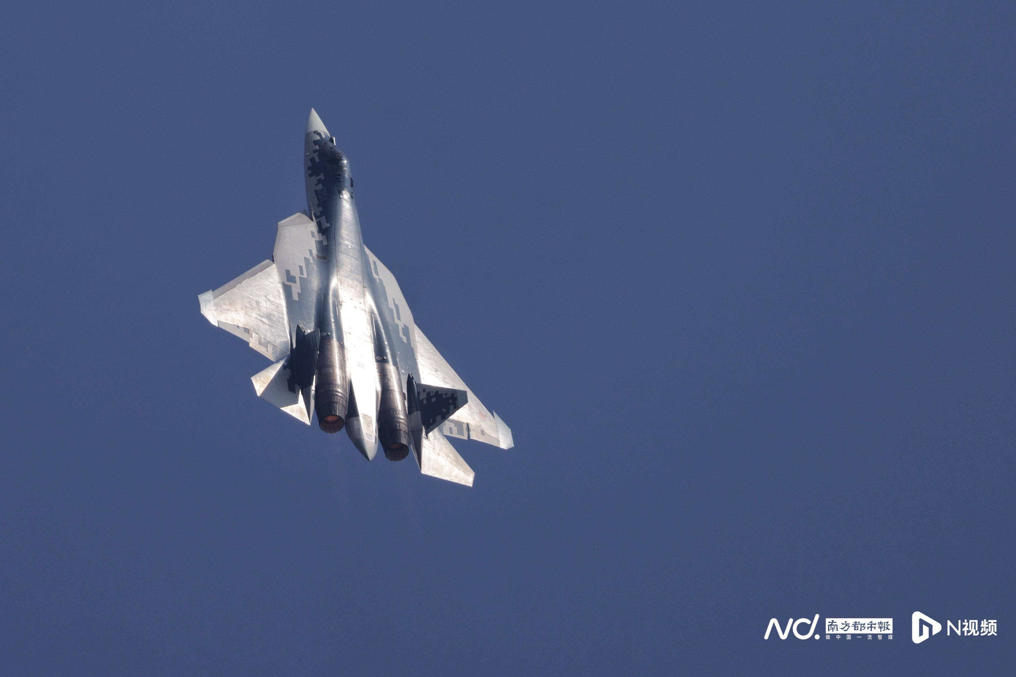 皇冠信用网出租_“传奇试飞员”谢尔盖·博格丹:中国空军实力在不断提升