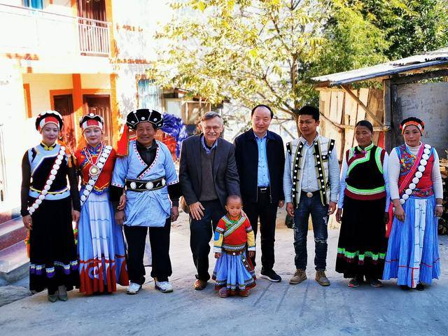 足球盘口平台_定居中国的美国教授潘维廉:中国远远领先足球盘口平台,每次出国都感觉回到20年前