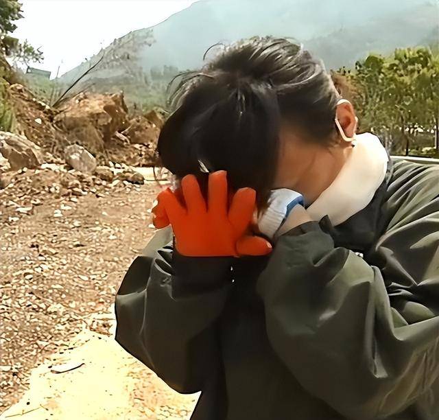 welcome皇冠注册_16年过去了welcome皇冠注册,那个在汶川一哭成名的央视主持人李小萌,如今怎样了