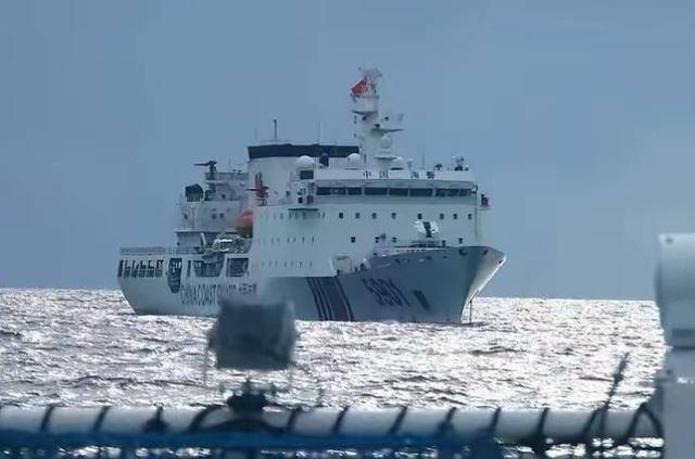 皇冠体育账号_菲方要求中国撤走5901舰皇冠体育账号,结果下一秒当场懵了,中方新打法奏效