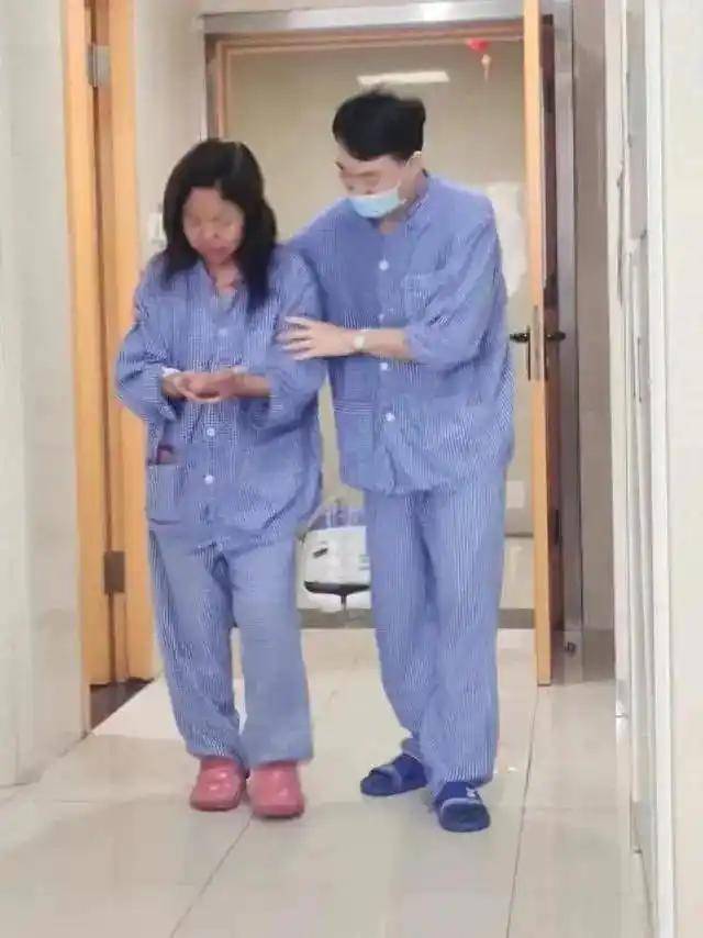 介绍个皇冠信用網网址
_男子割肝救妻10个月后妻子去世:不后悔介绍个皇冠信用網网址
,我不救她谁救她