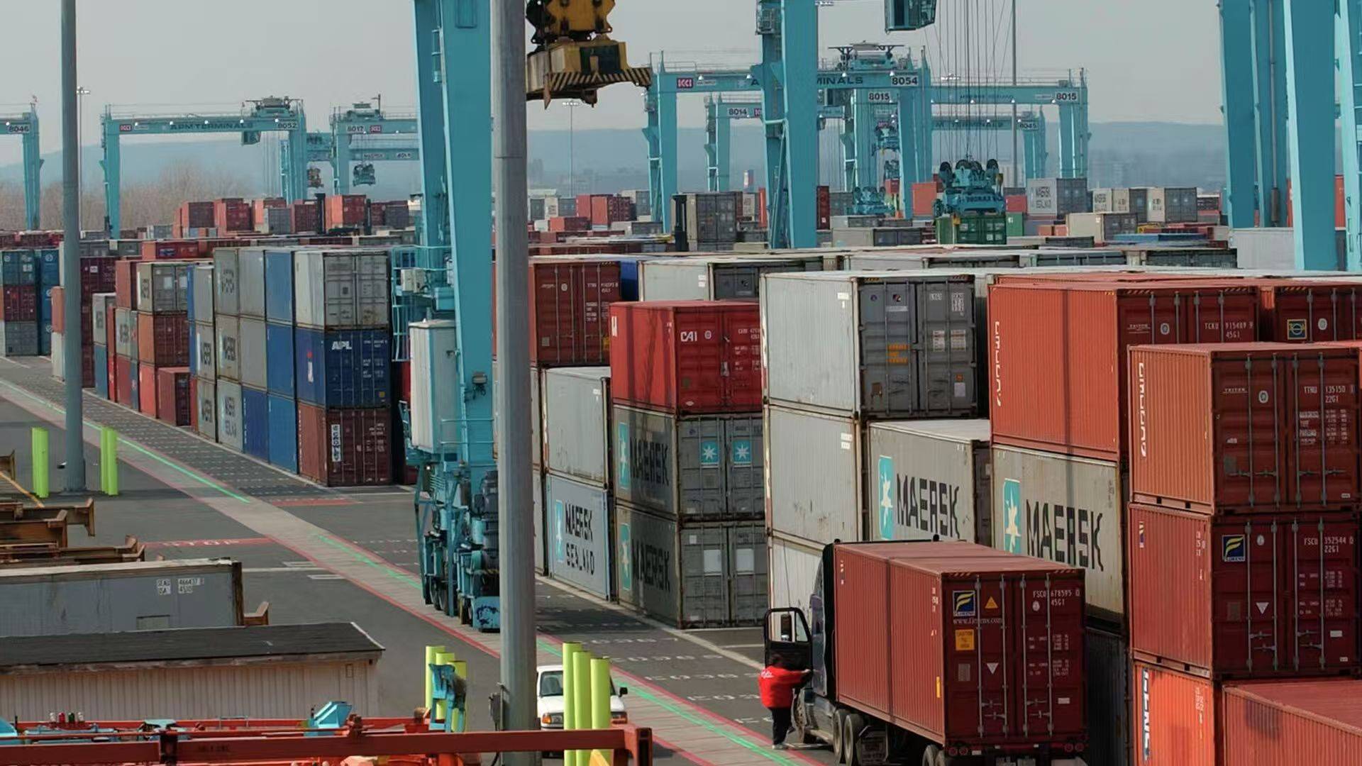 皇冠信用网怎么弄
_对华出口下降64%!特朗普下重手皇冠信用网怎么弄
,没想到第一个倒下的是自己人 