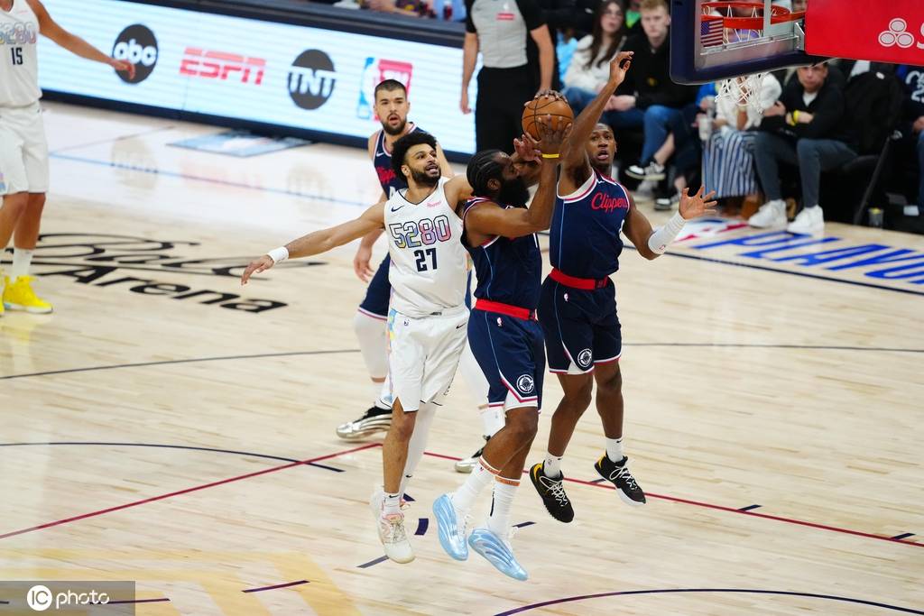 介绍个正网信用网址
_穆雷狂砍43+7哈登仅11分 掘金轻取快船拿到赛点