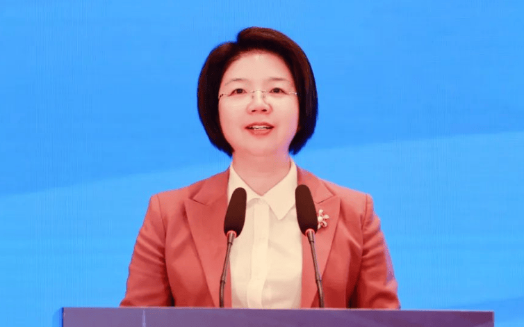 皇冠信用网
_女宣传部长突然落马皇冠信用网
!泰州官场不平静了