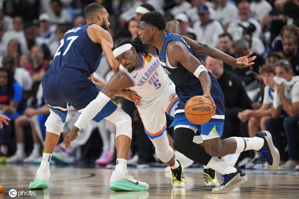 皇冠信用网怎么弄
_华子30+9亚历山大仅14分 森林狼狂胜雷霆总分1-2