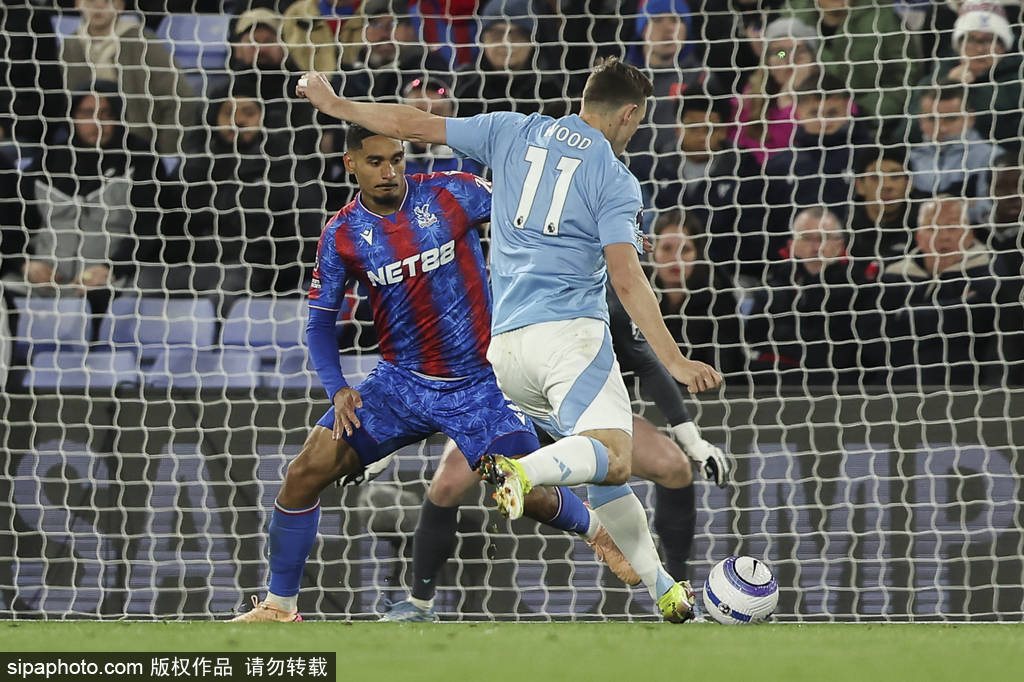 皇冠信用网会员账号
_英超终局疯狂一夜!切尔西险胜闯欧冠皇冠信用网会员账号
,曼城守住前三,曼联“送大礼”维拉饮恨!