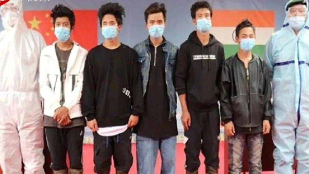 皇冠信用网怎么申请
_近日曝光！被印军包围皇冠信用网怎么申请
，两名落单解放军嘴咬手雷，誓死不当俘虏