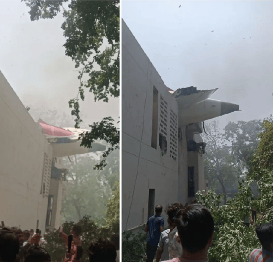 皇冠信用网出租足球
_唐驳虎：印度波音787坠毁皇冠信用网出租足球
，可能是副驾犯的低级错误