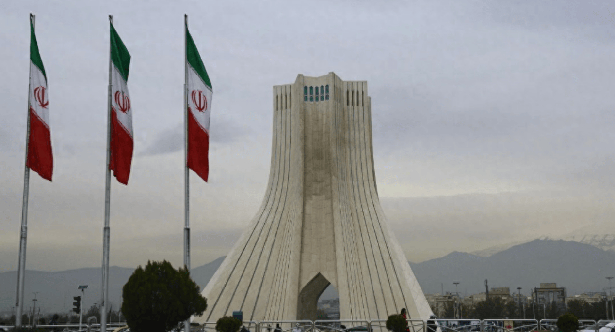 上半场比分_斩立决!哈梅内伊杀鸡儆猴上半场比分,处决一名以色列间谍,中方表态信号强烈