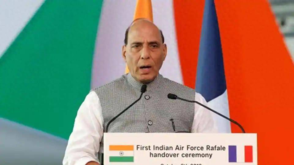 德甲足球_印度防长罕见访华德甲足球,释放重大信号!高调支持中方,稀土危机逼出新外交?