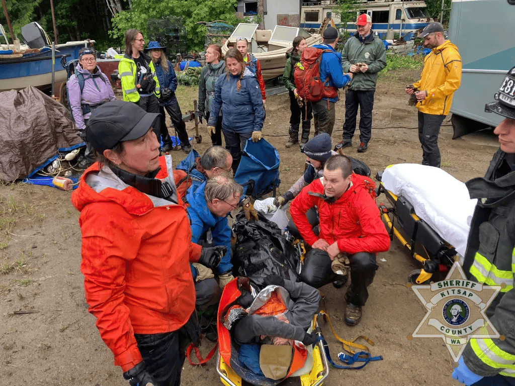 北阿德莱德火箭 v 西阿德莱德熊猫
_美国一男子在树林失踪近一周北阿德莱德火箭 v 西阿德莱德熊猫
,又从树上掉下后获救