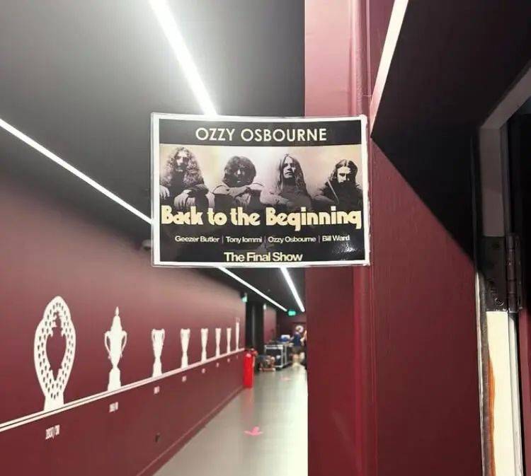 皇冠信用网登1代理 
_“活传奇”去世皇冠信用网登1代理 
！17天前还在开演唱会……