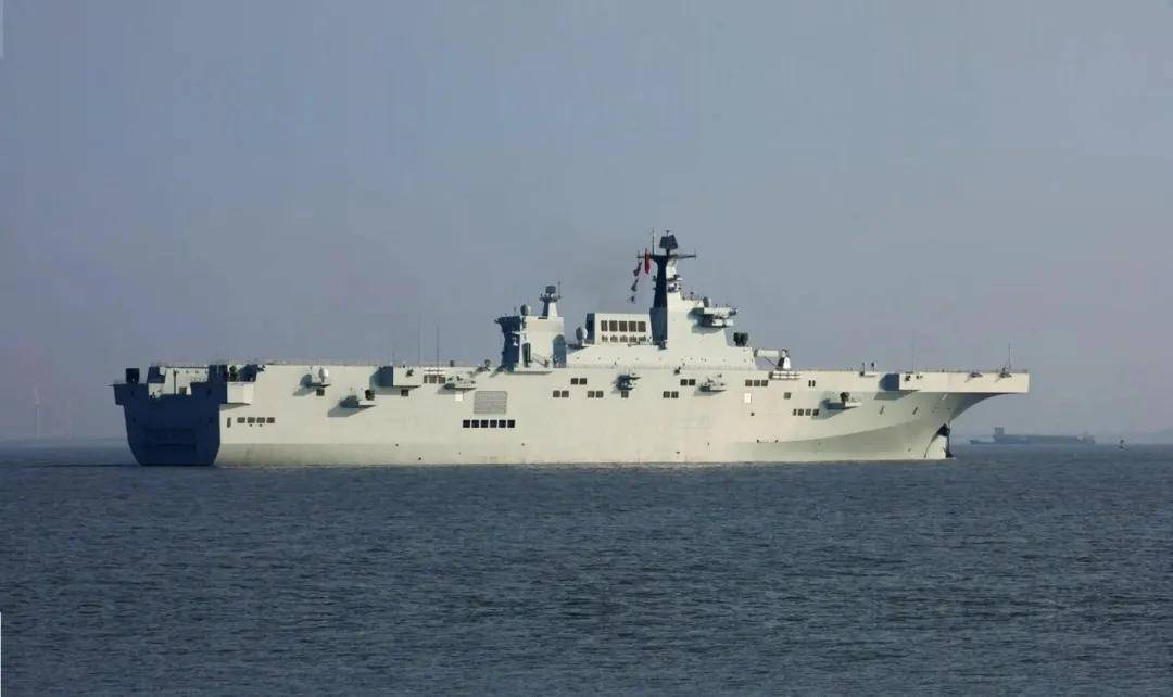 皇冠信用網登2代理
_075四号舰“湖北”舰正式官宣皇冠信用網登2代理
!有了076为何还在持续造075?