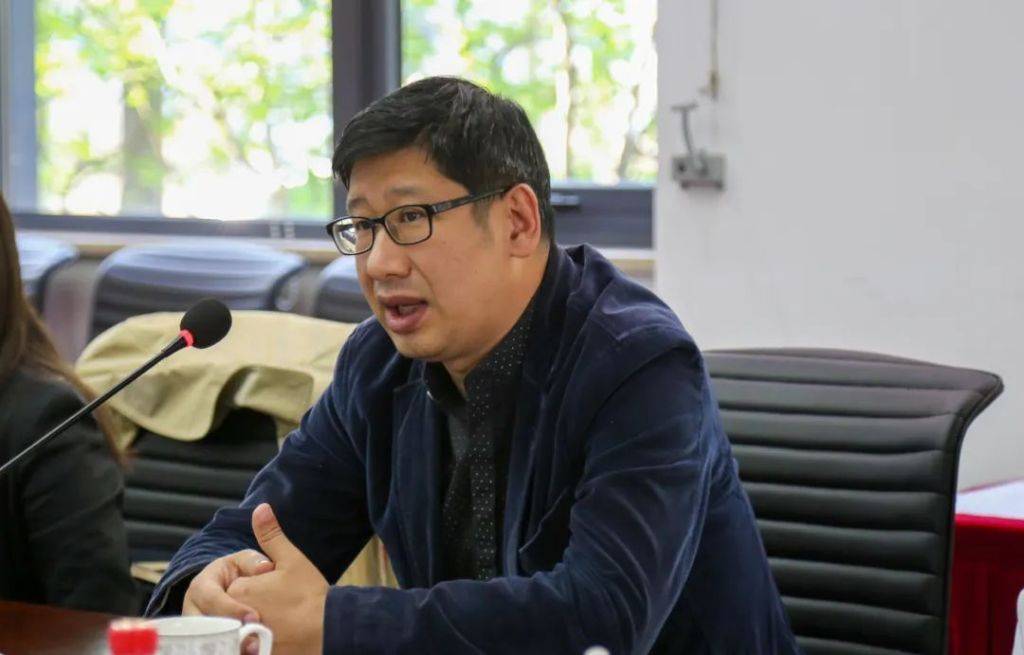 信用網如何申请
_出任河北师大校长半年后信用網如何申请
，李桂君现已主持学校党委日常工作