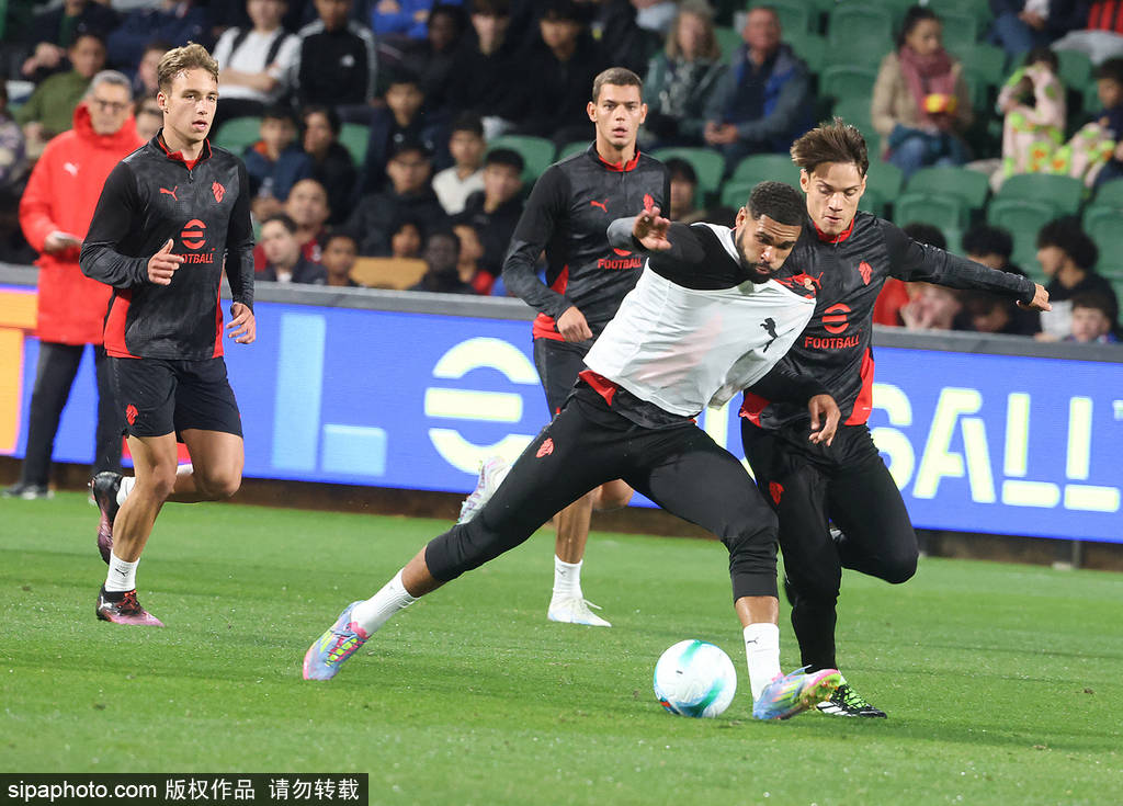 国际友谊赛U20
_5000万达协议！霍伊伦接近加盟米兰国际友谊赛U20
，能否重现伊布的辉煌？