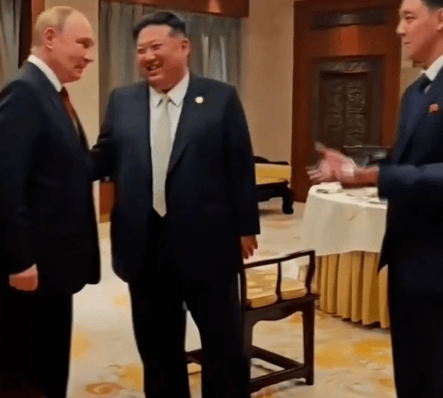 京都不死鸟vs冈山绿雉_朝鲜电视台播出金正恩出席九三阅兵纪录片京都不死鸟vs冈山绿雉,诸多场景首次披露