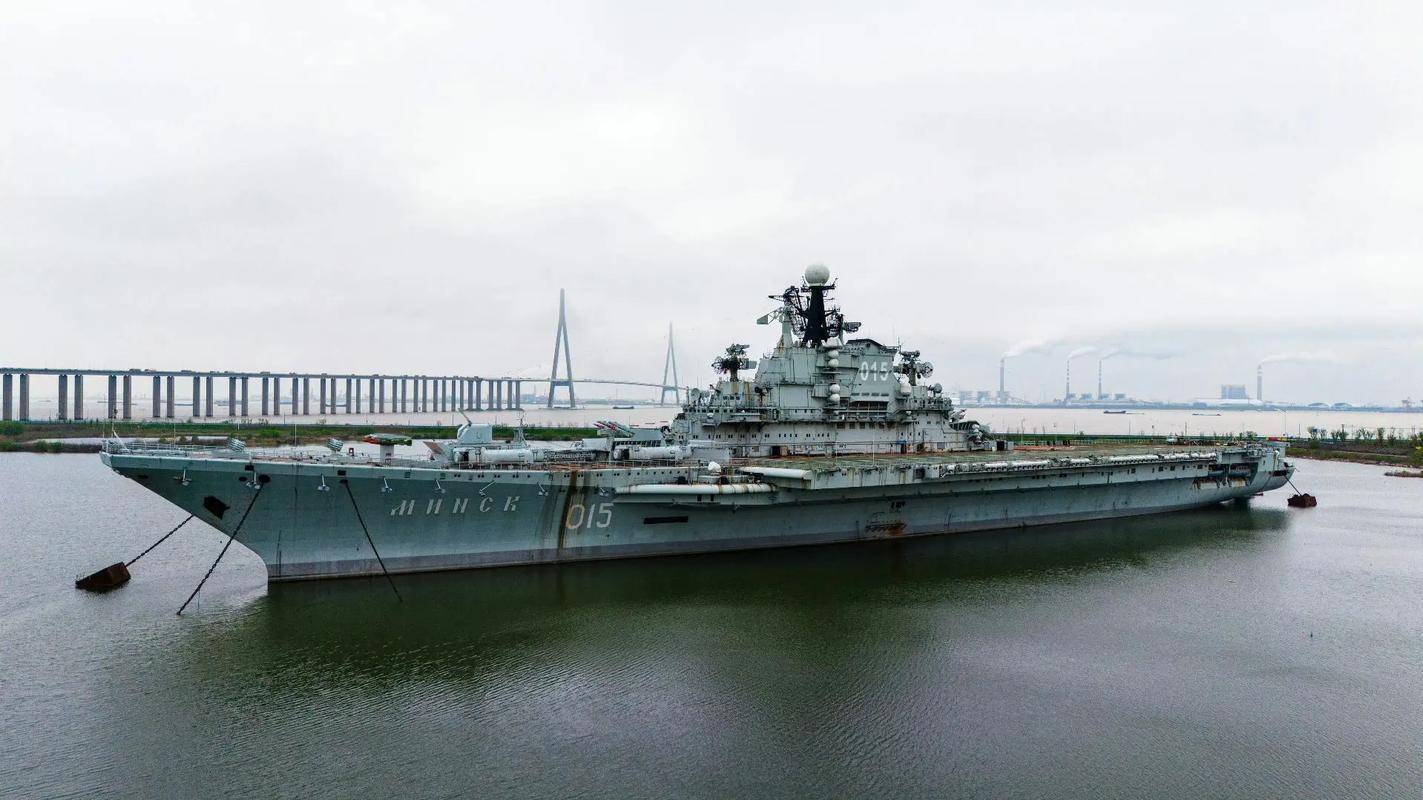 皇冠信用盘怎么开户
_美媒:世界都被骗了皇冠信用盘怎么开户
,中国偷偷打造10艘航母,8艘做好了战斗准备